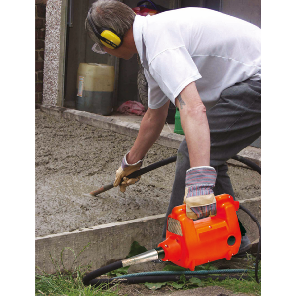 Aiguille vibrante portative électrique 38 mm Provib Altrad avec groupe moteur 230V - 2,8 kW - flexible 3 m