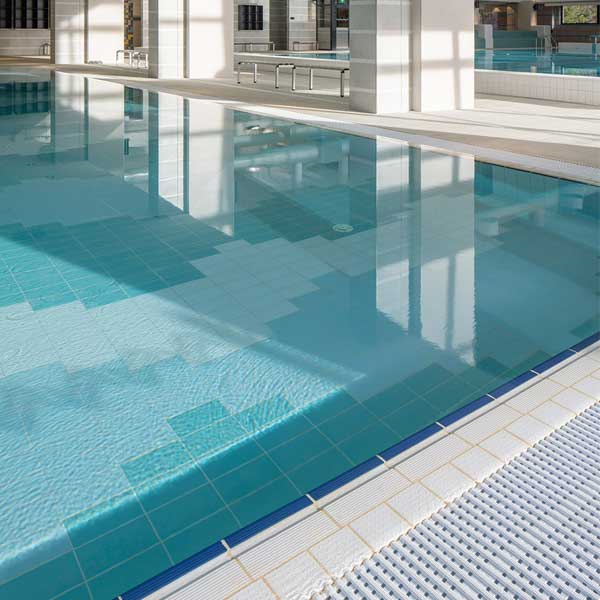 Faïence salle de bain Color One - 20,0 CM x 40,0 CM - ép. 7,00 MM - Blanc brillant