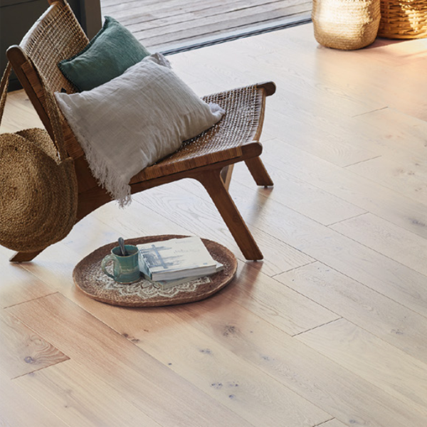 Parquet flottant contrecollé en chêne Authentique Huile bois naturel Diva - 184 mm x 12,00 mm - long. variable