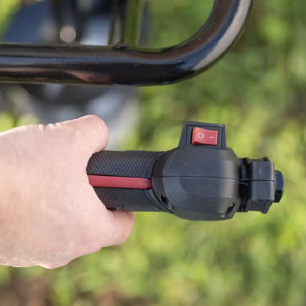 Tarière thermique Scheppach EB2000 - 1,97 CV - Moteur 2 temps - Avec 3 tarières de ⌀ 100 mm, ⌀ 150 mm et ⌀ 200 mm