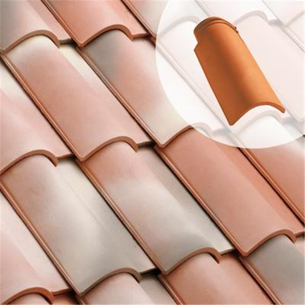 Demi-tuile en terre cuite - Plein Sud Gélis - emboîtement grand moule fortement galbée - Ancien