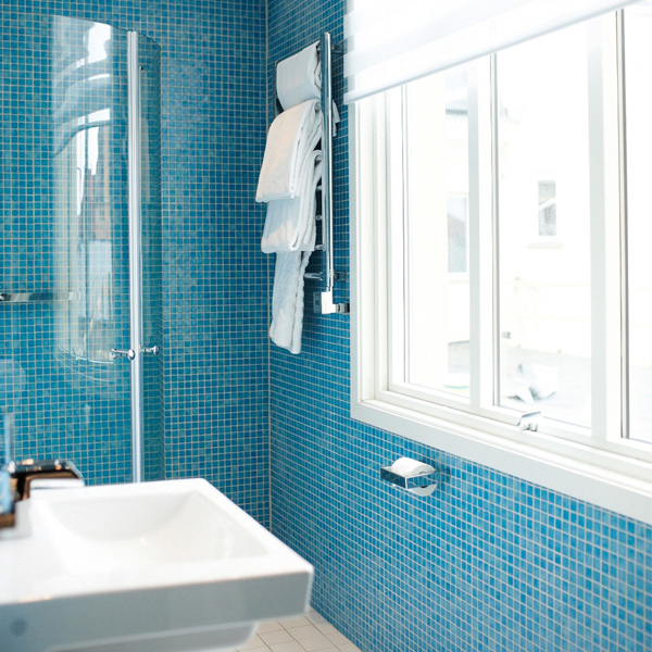 Mosaïque en émaux de verre lisse  - carreau de 2,5 x 2,5 cm - trame de 31,2 x 49,5 cm