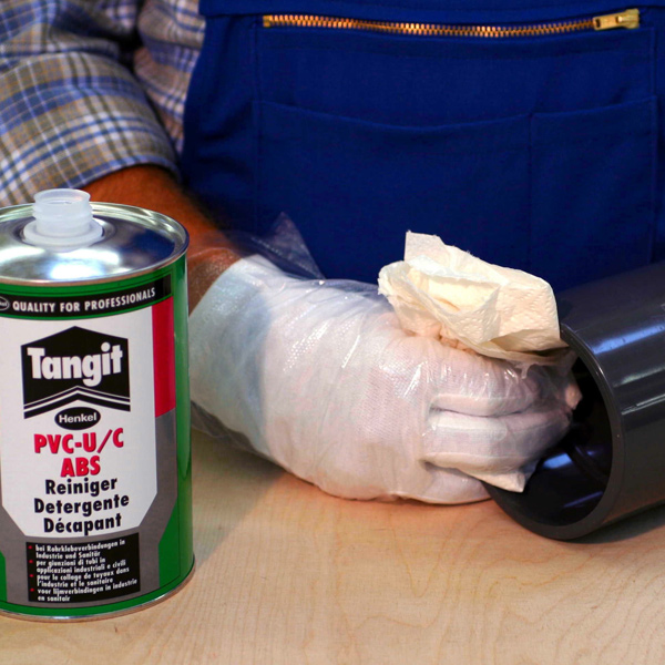 Décapant nettoyant Tangit pour PVC-U/C et ABS - Avant application de colle - Bidon de 1L