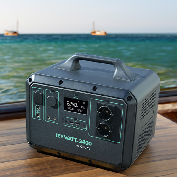 Station électrique portable IZYWATT 2400,0 W Orium - 3 modes de charge - 9 prises de sortie