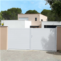 Portail aluminium sur mesure Cérès CT 42 - Battant ou coulissant - Plein avec remplissage vertical ou horizontal 130 x 20 mm