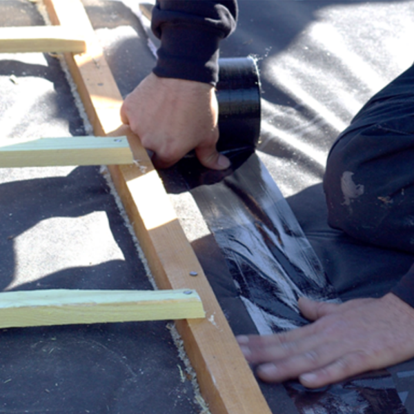 Adhésif pour isolant sous-toiture avec écran HPV Actis Multidhésif Tape - Rouleau de 100 MM x 20,00 M