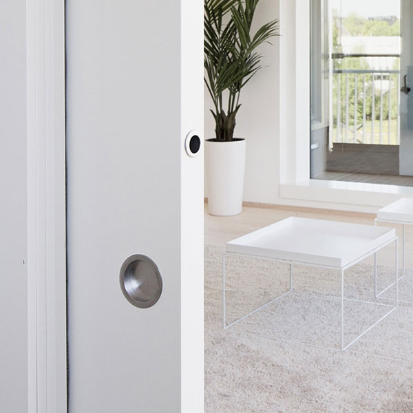 Poignée pour porte coulissante sans serrure avec tire doigt et plaque têtière - Rondo Eclisse - ∅60 mm - Chromé satiné