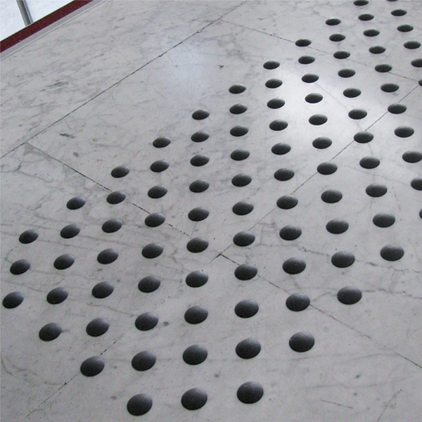 Plot podotactile Dinac Dinaplot Granuo avec adhésif pour sol intérieur - Anthracite - Ø 25 MM - lot de 150 plots