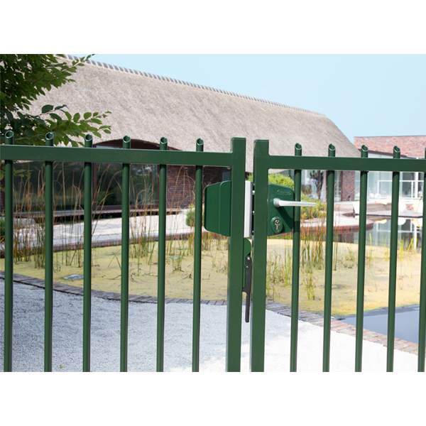 Gâche Locinox acier inox pour profils carrés de portail de 40 à 60 mm