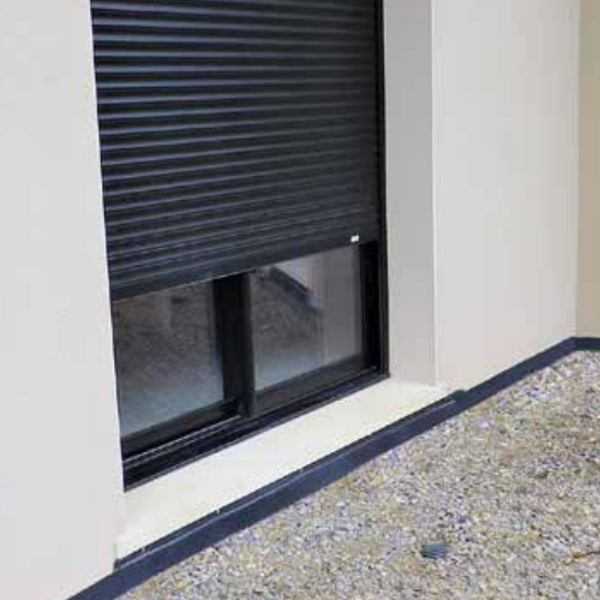 Seuil de porte-fenêtre monobloc en béton gris AR35 avec rejingots - profondeur 35 CM - longueur 1,00 M