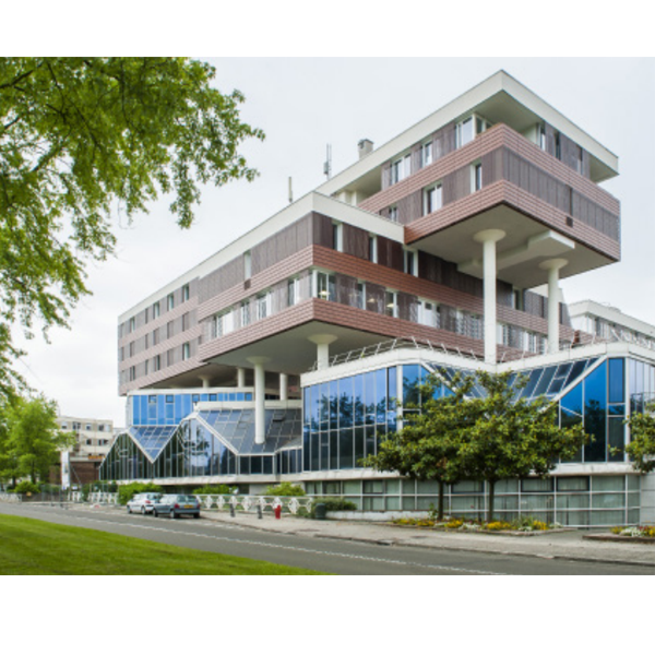 Panneau de parement extérieur Max Exterior NT en HPL - 0080 Noir - 4100 x 1854 mm - ép. 8 mm