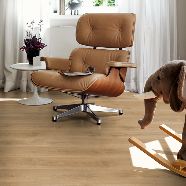 Parquet stratifié Classic 8/32 - 4 chanfreins avec système CLIC it! - 193 x 8 x 1292 mm - Chêne du Nord Marron Clair