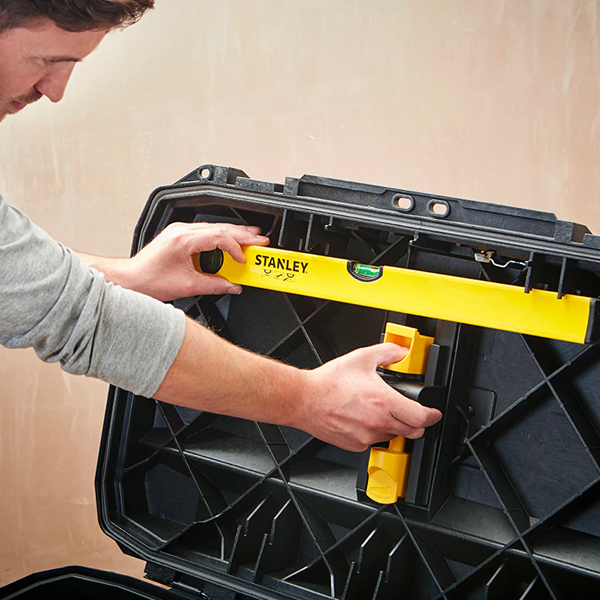 Coffre de chantier étanche Stanley FatMax capacité 113 litres IP54