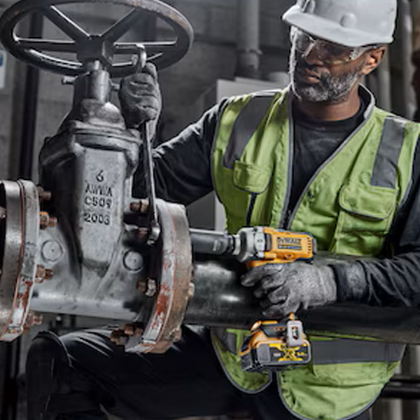 Boulonneuse à chocs compacte 1/2'' XR 18V brushless 812 Nm Dewalt DCF891NT-XJ - en coffret TSTAK sans batterie ni chargeur