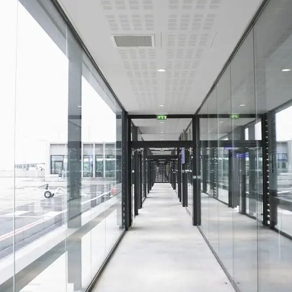 Plaque de plâtre perforée Knauf Delta 4 pour plafond acoustique - Quadril 3 - 2,40 M x 1,20 M - ép. 12,5 MM