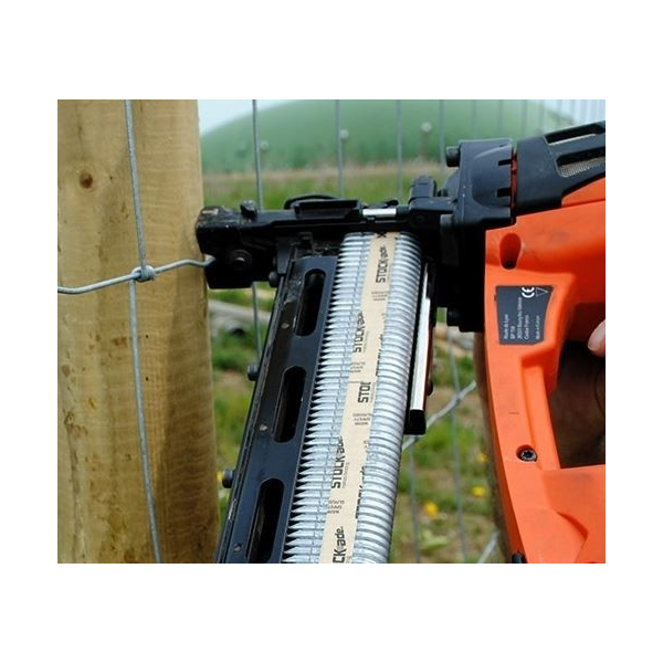 Agrafe en acier galvanisé Stockade avec gaz pour agrafeuse ST400i - 40x4 mm - boîte de 1000