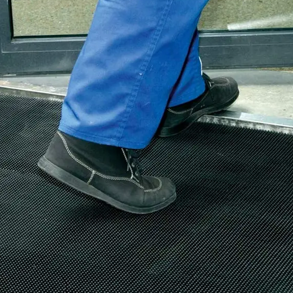 Tapis d'entrée grattant pour extérieur - M52 - 100% caoutchouc noir - 80 x 100 cm