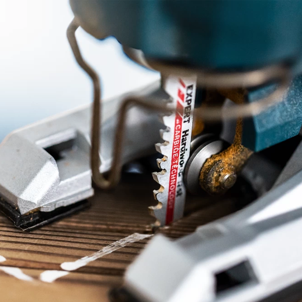 Lame scie sauteuse Bosch T144DHM Expert Hardwood Fast pour bois et composite -  lot de 3