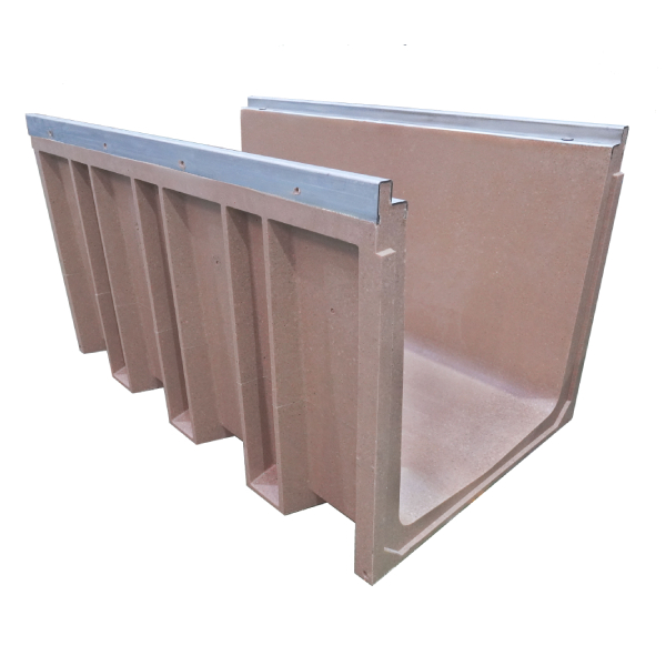 Caniveau béton F500 avec grille nervurée D400 en fonte - 560 x 500 mm - Longueur 1 m - Ulma