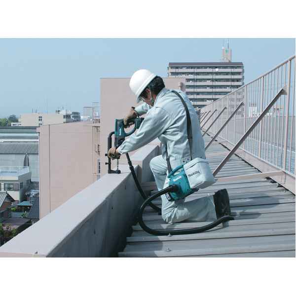 Perforateur burineur Makita DHR202RTJ SDS-Plus avec 2 batteries 5 Ah 18 V Li-Ion et chargeur DC18RC