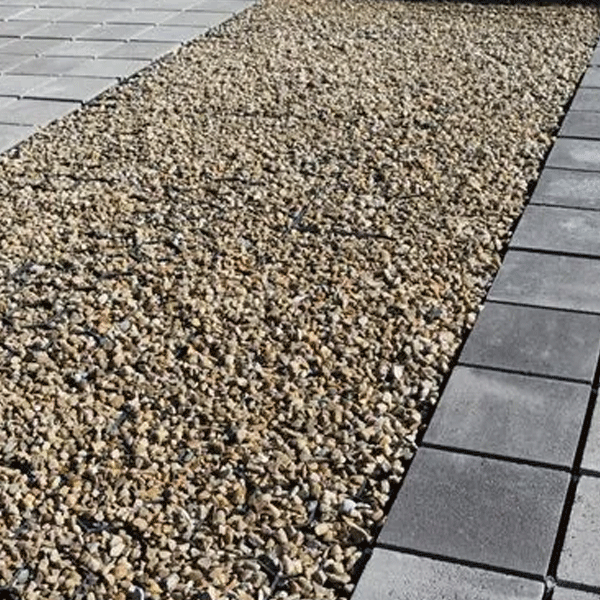 Dalle stabilisatrice pour gravier avec système d'accroche - Urbanit - 476 x 319 mm - ép. 57 mm