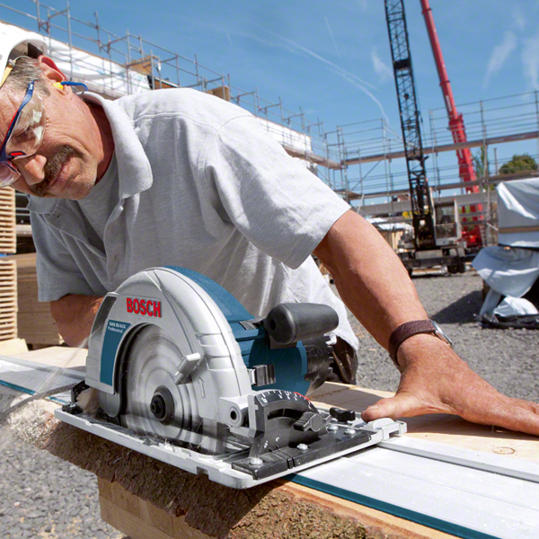 Scie circulaire filaire 235 mm Bosch GKS 85 G - 2200W - en coffret L-Boxx avec lame bois 24 dents