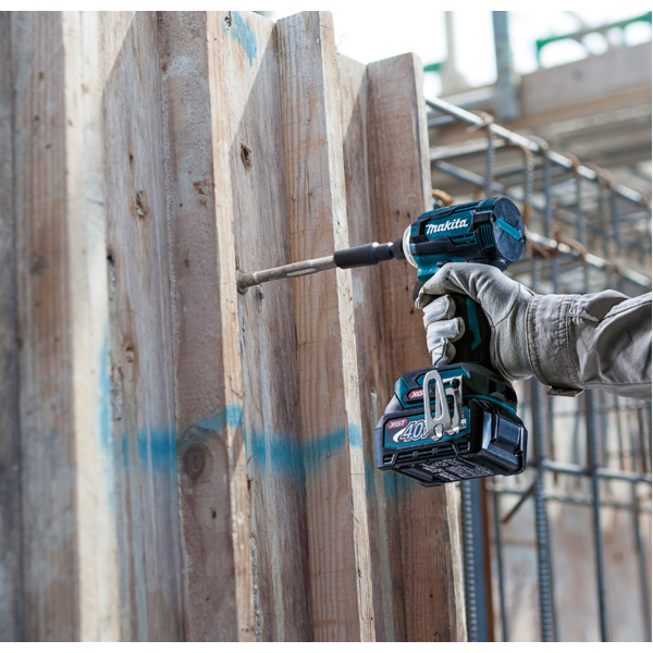 Visseuse à chocs Makita TD001GD201 - 40V Max 220Nm - 2 batteries 2,5Ah chargeur et coffret Makpac