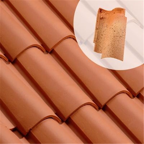 Tuile en terre cuite à emboîtement grand moule fortement galbée - Canal S Poudenx - Rouge