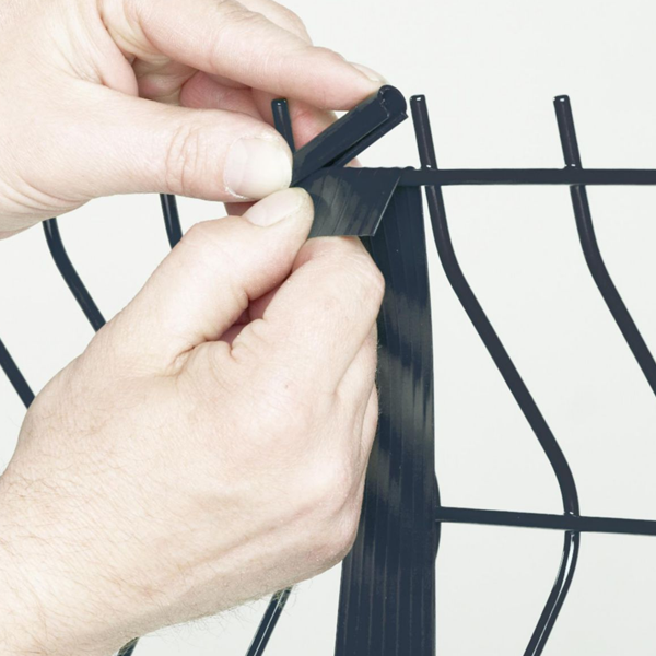 Clip de fixation Lixo Dirickx pour latte d'occultation de clôture - gris anthracite RAL 7016 - lot de 100