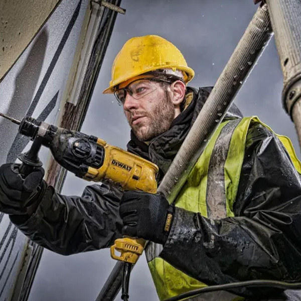 Perforateur burineur filaire SDS+ Dewalt D25033K - 710 W - 2 Joules - en coffret Tstak