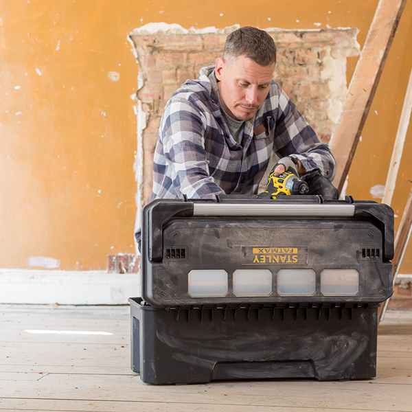 Boîte à outils Stanley Pro Fatmax IP 54 avec 6 godets 66 cm 39 litres