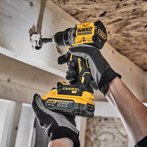 Perceuse visseuse sans fil Dewalt DCD800H2T-QW - XR 18V 5Ah Li-Ion - en coffret avec 2 batteries et chargeur
