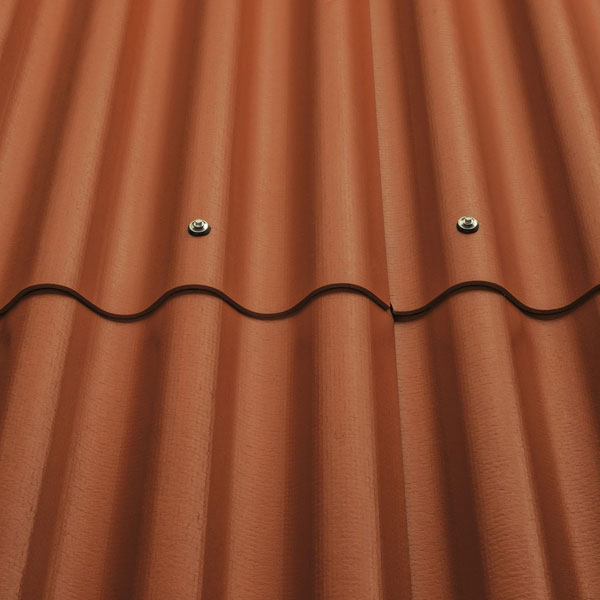 Plaque ondulée 6 ondes en fibres-ciment - Couverture et Façade - P06 Coloronde FR - 1585 x 1095 mm - Rouge laterite