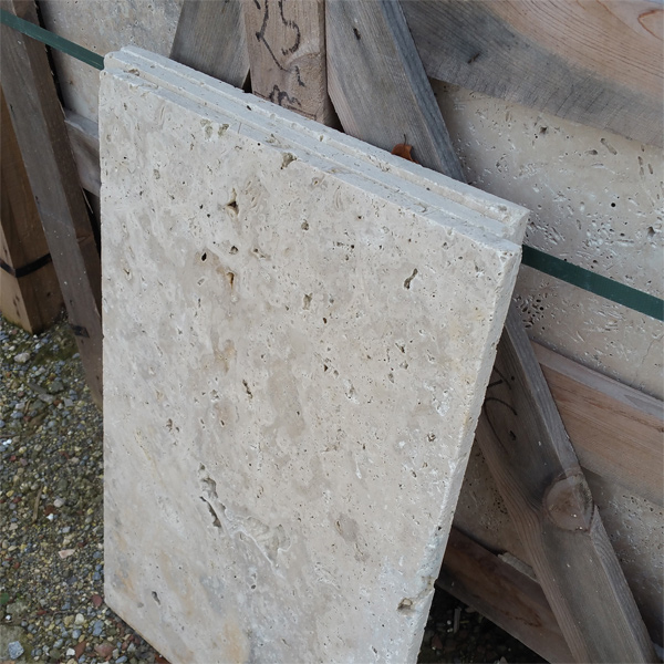 Dalle en pierre naturelle Travertin Rustic pour sol et mur intérieur ou extérieur - 61 CM x 40,6 CM - ép. 12 MM