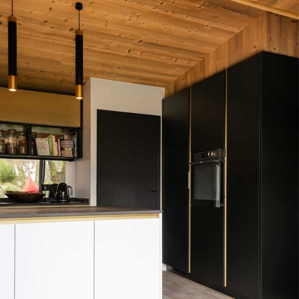 Bardage bois brûlé pour murs intérieurs et extérieurs - 211 MM x 20,00 MM - 4,15 M - Drift