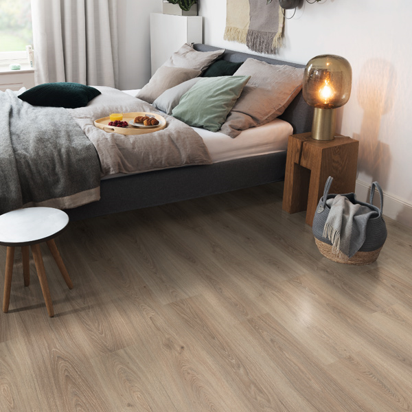 Parquet stratifié Classic 8/32 - 4 chanfreins avec système CLIC it! - 193 x 8 x 1292 mm - Chêne Clair d'Amiens