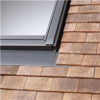 Raccord EDP pour fenêtre de toit Velux MK04 - 78,0 CM x 98,0 CM - pour petite tuiles plates en pose traditionnelle