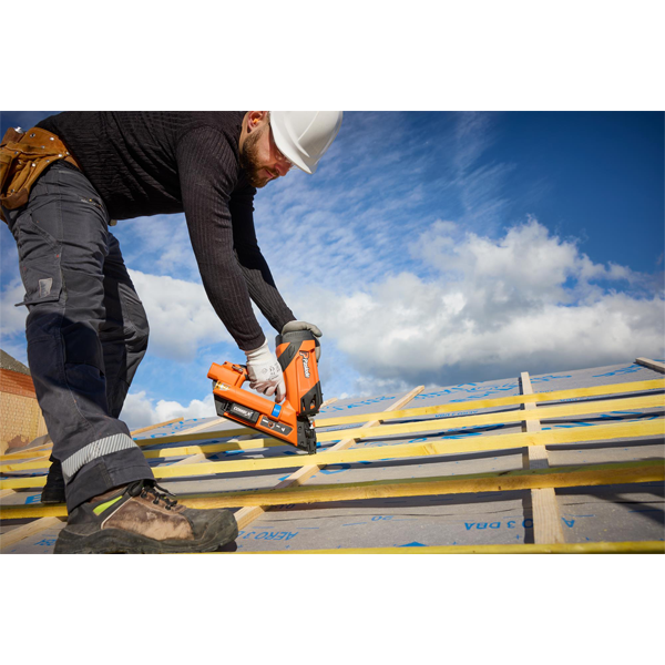 Cloueur autonome 2en1 Spit Paslode Combi Xi - bois sur bois et connecteurs métalliques - en coffret avec batterie et chargeur + 8 packs de clous