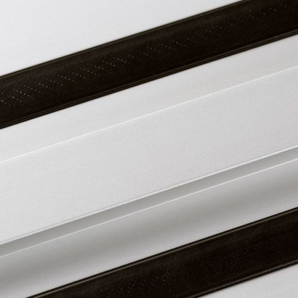 Rail de guidage Dewalt DWS5022-XJ pour scie circulaire plongeante DWS520KR - longueur 1,50 M