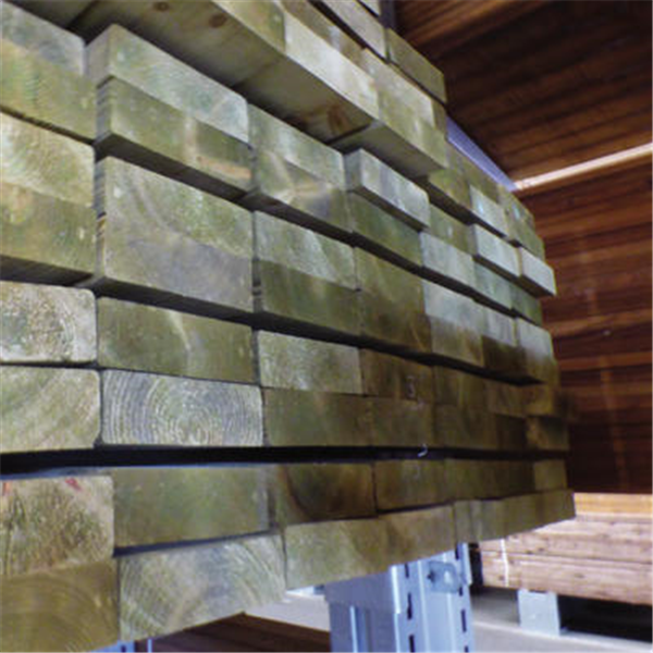 Bois d'ossature en Pin - raboté 4 faces AA - Traité Classe 4 Vert - 220 MM x 70 MM - longueur 6,00 M