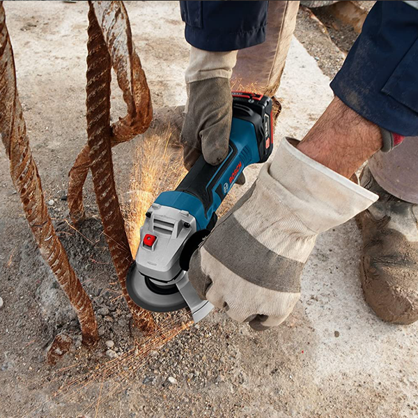 Meuleuse Bosch Ø125mm GWS 18V-7 2 batteries GBA 18V 4,0Ah Chargeur GAL 18V-40 L-Boxx