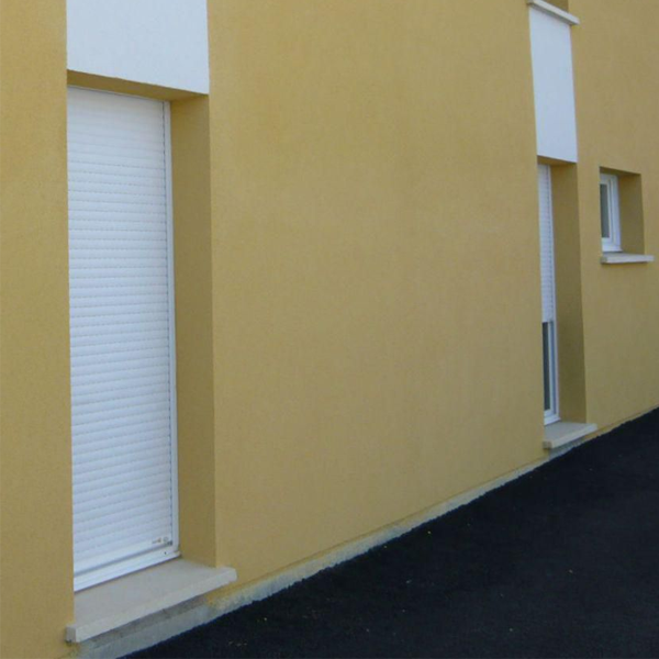 Seuil de porte-fenêtre monobloc en béton gris AR35 avec rejingots - profondeur 35 CM - longueur 1,00 M