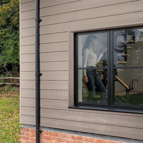 Lame de bardage en fibres-ciment Cedral Click finition relief - 186 MM x 12,00 MM - L. 3,60 M - Gris galet C77