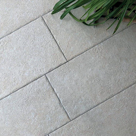 Quel carrelage, dallage ou pierre naturelle choisir pour votre terrasse