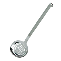 Écumoire de cuisine en inox pour retirer l'écume des plats - Le Pratique - Diamètre 11 cm