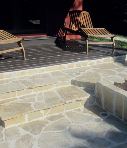 Terrasse pierre naturelle