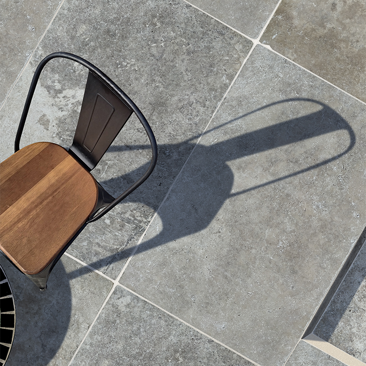 Terrasse pierre naturelle