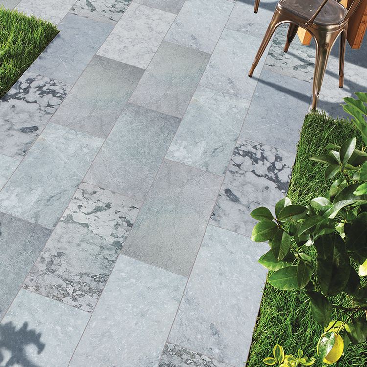 Terrasse pierre naturelle