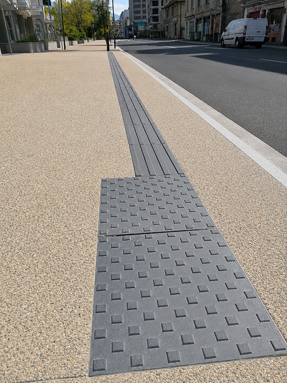 Dalles podotactiles TACTILGRIP CRP