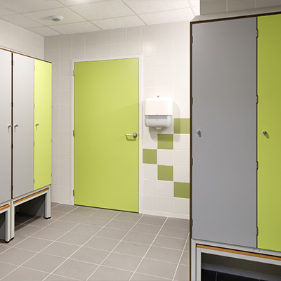 Cabines et cloisons sanitaires AQUADIP®